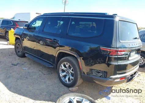 2022 Jeep Wagoneer Series I 4X2 из США, поврежденный, VIN 1C4SJUAT3NS207158